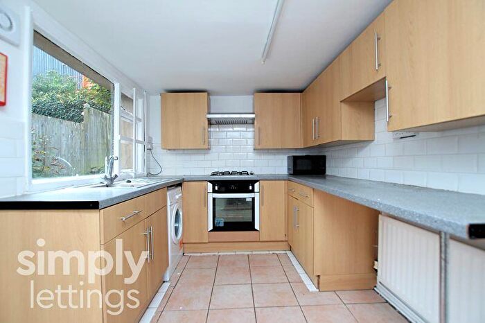 3 Bedroom House To Rent In Hollingdean Road, Brighton, BN2