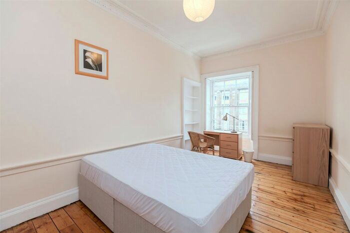3 Bedroom Flat To Rent In () Lothian Road, Edinburgh, EH3