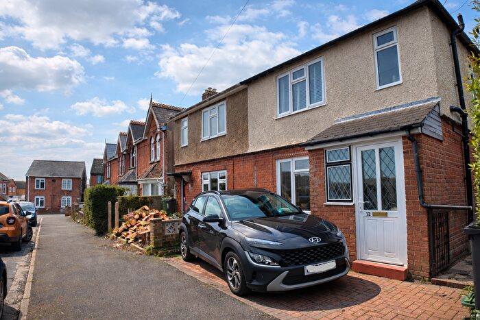 3 Bedroom Semi Detached House For Sale In Albany Road, Newport, PO30
