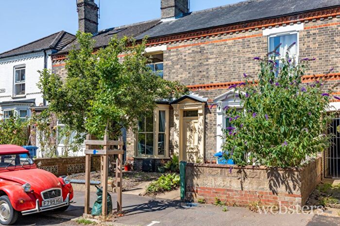 3 Bedroom Terraced House For Sale In Connaught Road, Norwich, NR2