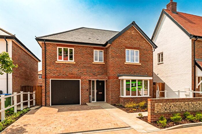 4 Bedroom Detached House For Sale In Eyebright, Angmering, West Sussex, BN16