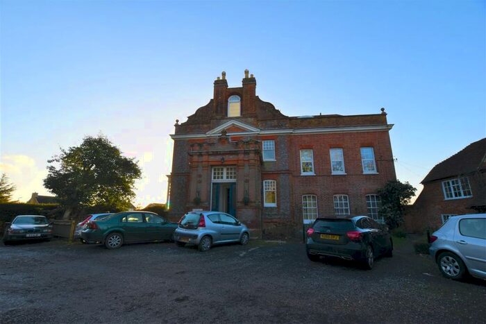 1 Bedroom Flat To Rent In Rosehill House, RG4