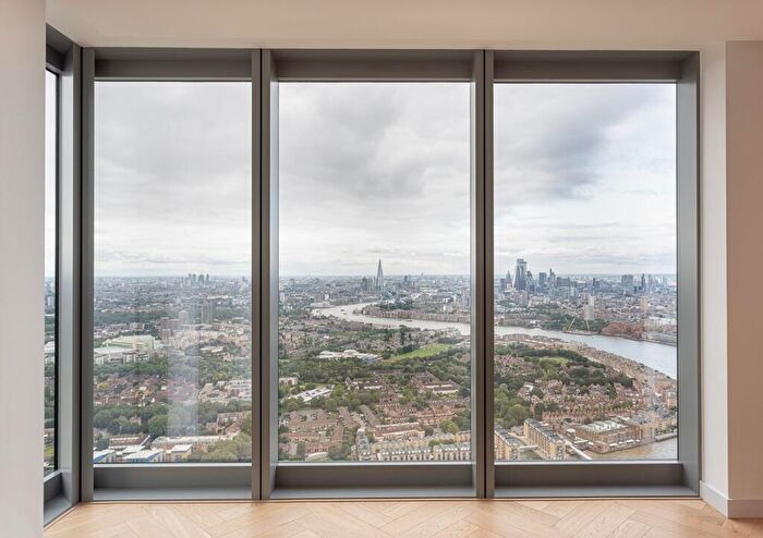 2 Bedroom Apartment For Sale In Marsh Wall, Canary Wharf, E14
