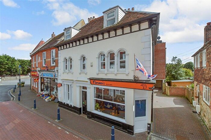 2 Bedroom Flat For Sale In High Street, Hythe, Kent, CT21
