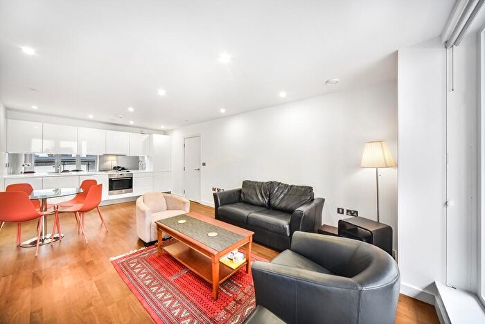 2 Bedroom Apartment To Rent In Wharf Street London, SE8