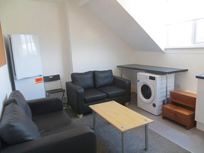 4 Bedroom Flat To Rent In Wellington Road, Brighton, BN2