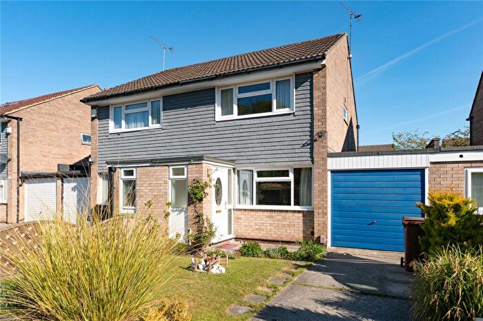 2 Bedroom Semi-Detached House For Sale In Birkdale Walk, Leeds, West Yorkshire, LS17