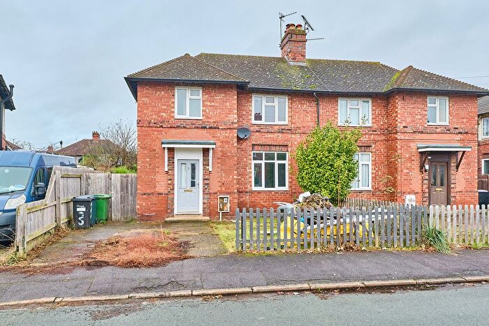 Semi Detached House For Sale In Crowmere Green, Monkmoor, Shrewsbury, Shropshire, SY2