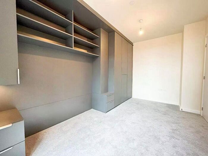 1 Bedroom Flat To Rent In Harrow View, Harrow, Middlesex, HA1