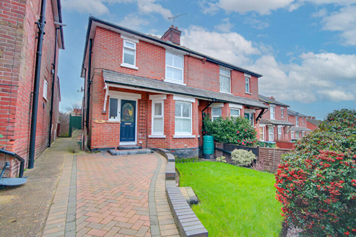 3 Bedroom Semi Detached House For Sale In Bitterne Park! Sought After Location! Landscaped Rear Garden!, SO18