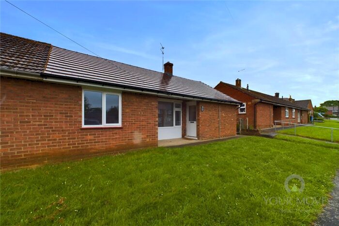 2 Bedroom Bungalow To Rent In Gorse Road, Kettering, North Northamptonshire, NN16