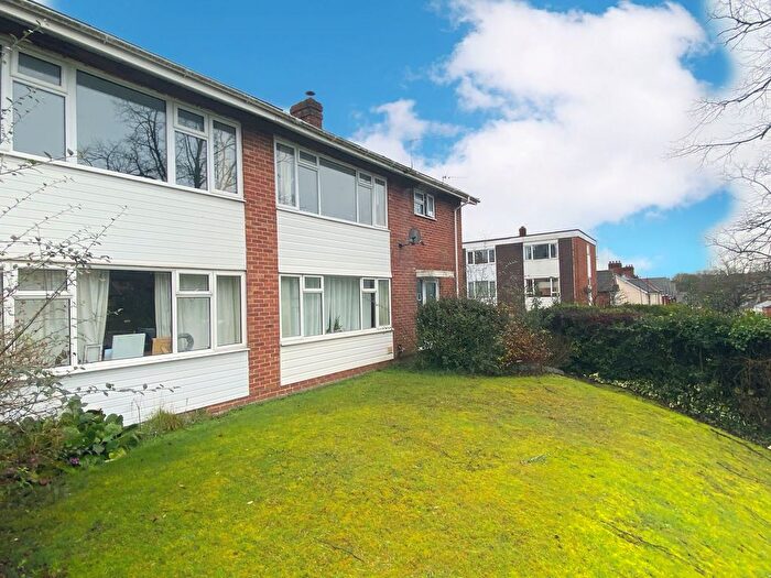 2 Bedroom Maisonette To Rent In Langton Close, Winchester, SO22