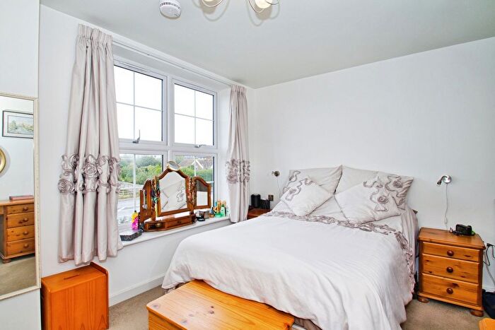 2 Bedroom Flat For Sale In Canon Woods Close, Sherborne, Dorset, DT9