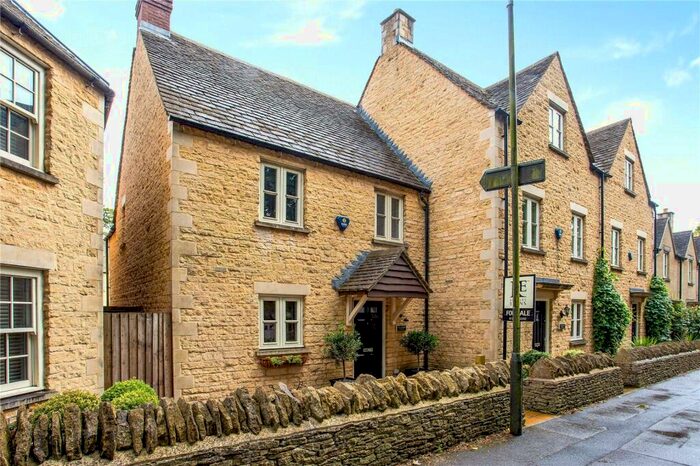 3 Bedroom End Of Terrace House For Sale In Birdlip, Cheltenham, GL4