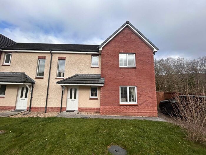 3 Bedroom Semi Detached House To Rent In Tennant Grove, Neath, SA10