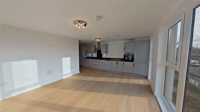 2 Bedroom Flat To Rent In Cunningham Square, Edinburgh, EH15