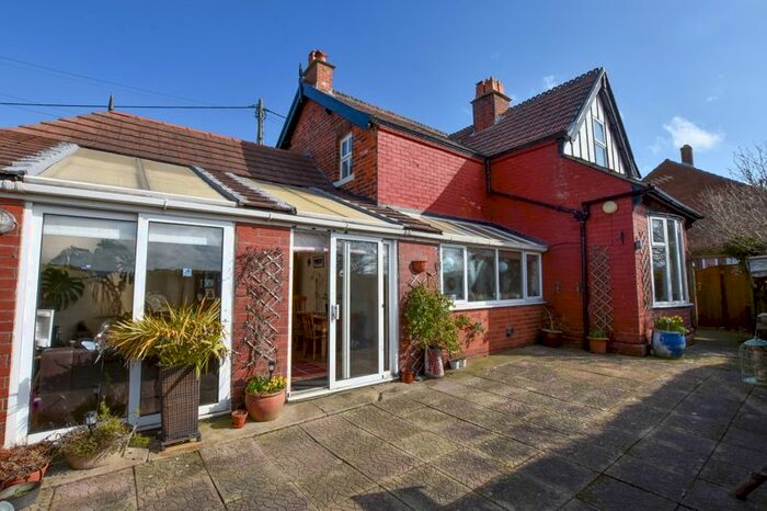 3 Bedroom Detached House For Sale In Station Road, Hawsker, Whitby, YO22