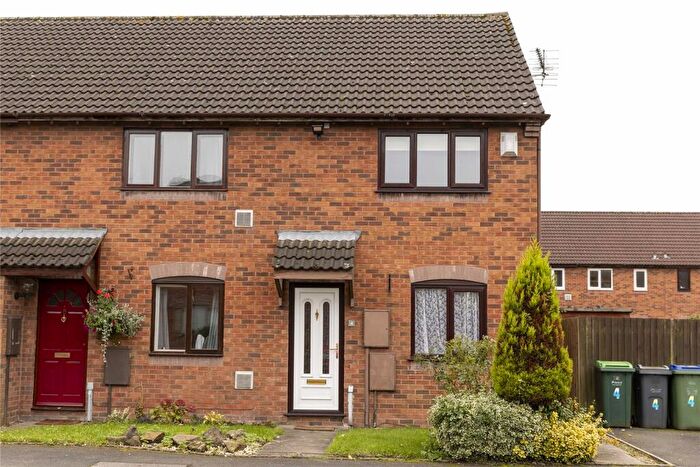 2 Bedroom Semi-Detached House To Rent In Mallard Drive, Oldbury, West Midlands, B69