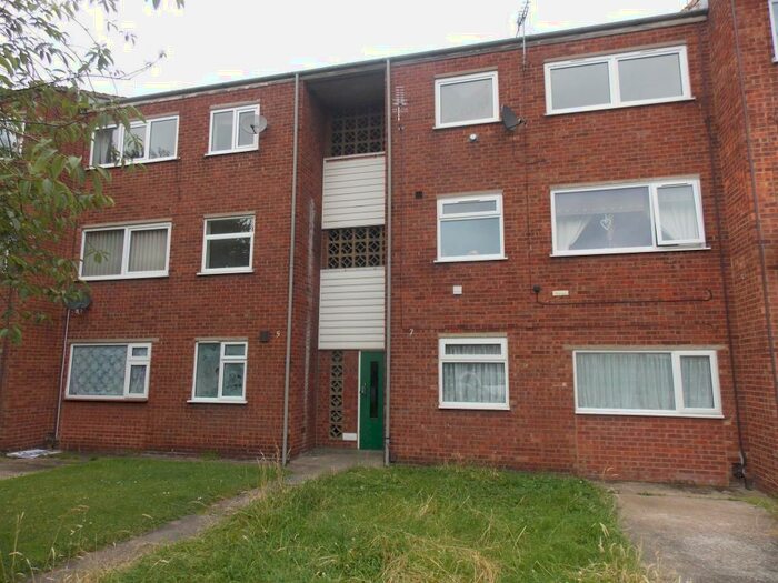 2 Bedroom Flat To Rent In Thorgam Court, Grimsby, DN31
