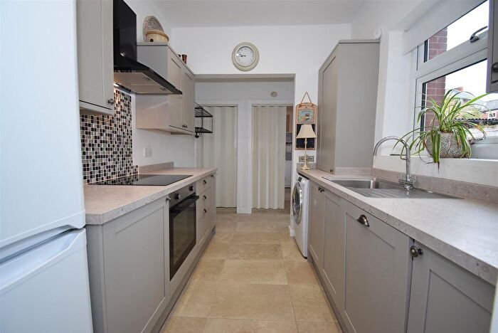 2 Bedroom Flat For Sale In Aston Street, South Shields, NE33