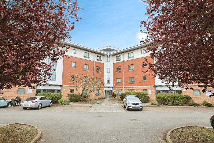2 Bedroom Flat To Rent In West Cotton Close, Northampton, NN4