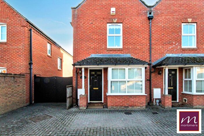 2 Bedroom End Of Terrace House To Rent In Millers Way, Fairford Leys, HP19