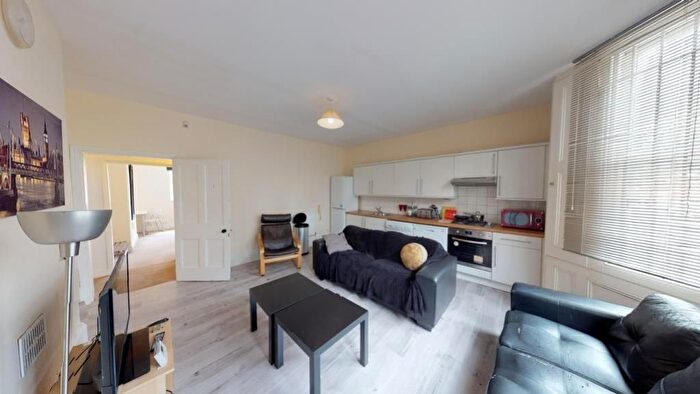 5 Bedroom Flat To Rent In A Forest Road East, Nottingham, NG1