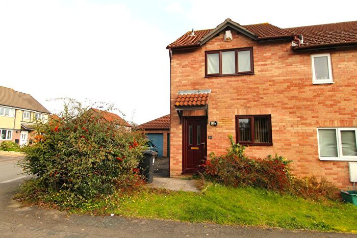 2 Bedroom End Terrace House For Sale In Apseleys Mead, Bradley Stoke, BS32