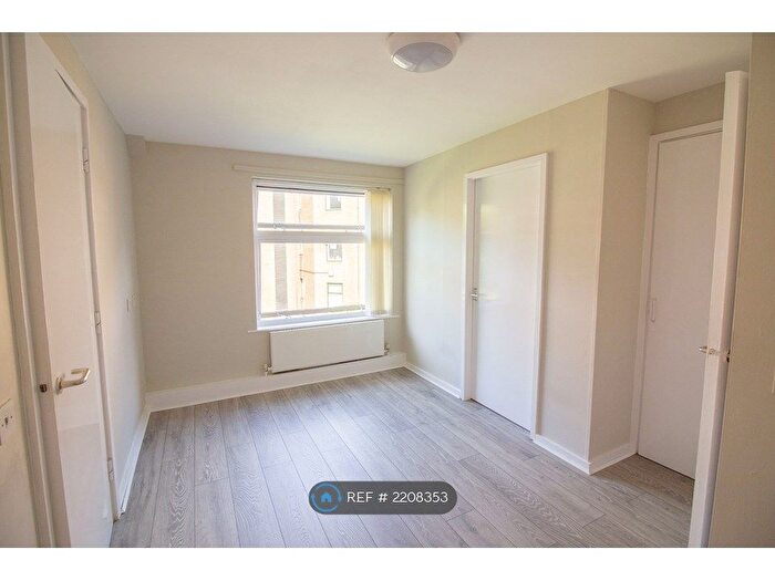 Studio To Rent In St Paul's Street, Stockton-On-Tees, TS19