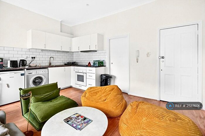 1 Bedroom Flat To Rent In North Gower Street, London, NW1