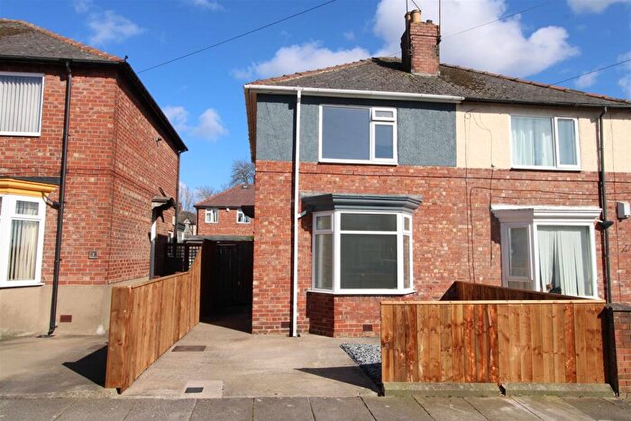 2 Bedroom Semi-Detached House For Sale In Bensham Road, Darlington, DL1
