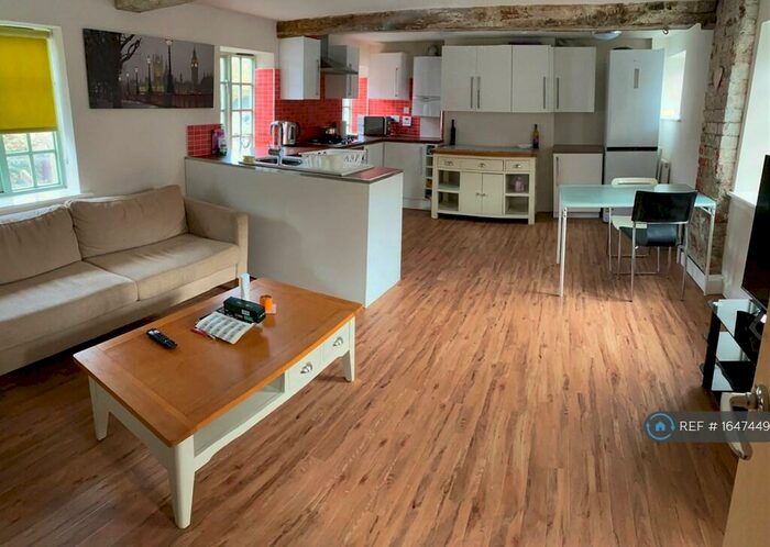 4 Bedroom Flat To Rent In Milton Works, Sheffield, S1