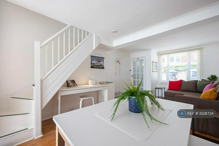 2 Bedroom Terraced House To Rent In Frederick Street, Brighton, BN1