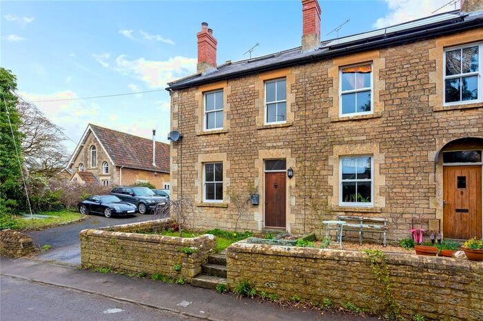 3 Bedroom End Of Terrace House For Sale In Hemington, Somerset, BA3