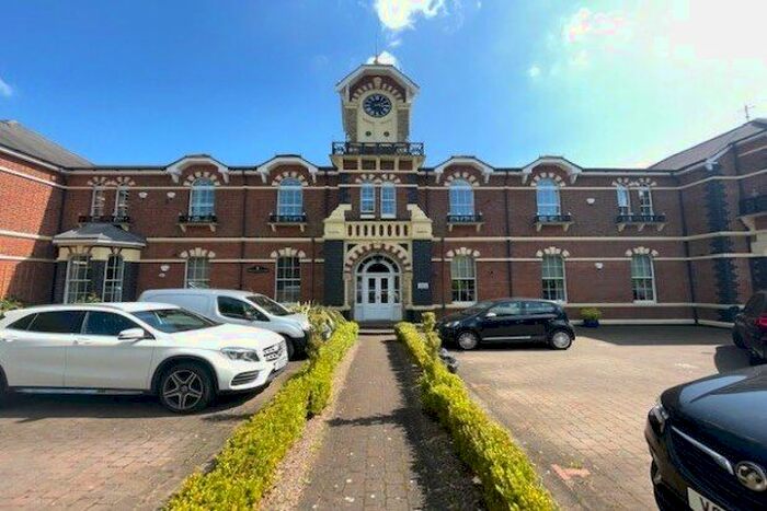 1 Bedroom Flat To Rent In Nightingale Walk, Burntwood, WS7