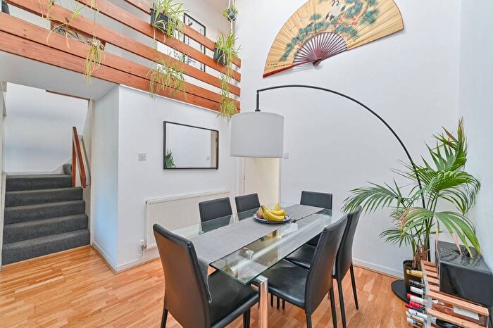 4 Bedroom Property To Rent In Lings Coppice, West Dulwich, London, SE21