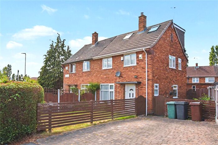 3 Bedroom Semi-Detached House For Sale In Old Oak Drive, Leeds, West Yorkshire, LS16
