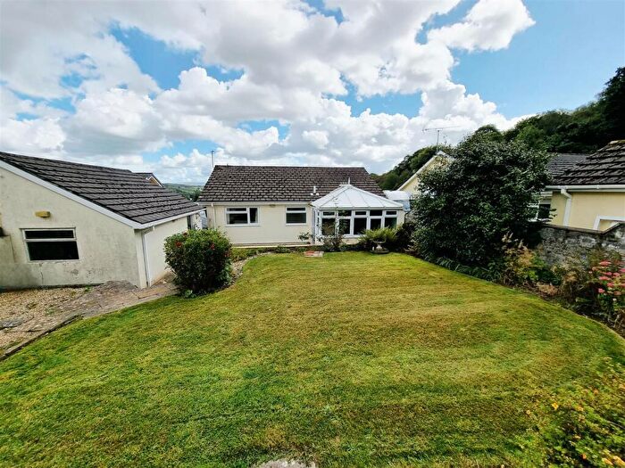2 Bedroom Bungalow For Sale In Hannaford Road, Lifton, PL16