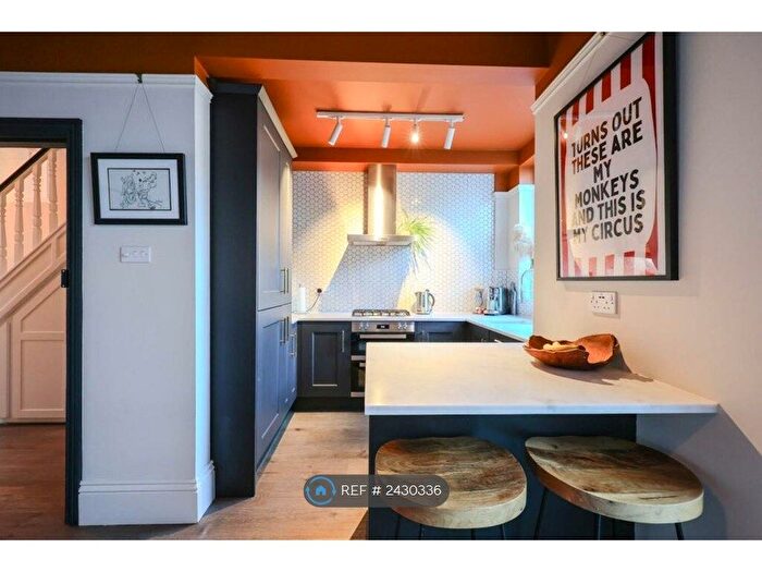 4 Bedroom Terraced House To Rent In Silverdale Avenue, Westcliff-On-Sea, SS0