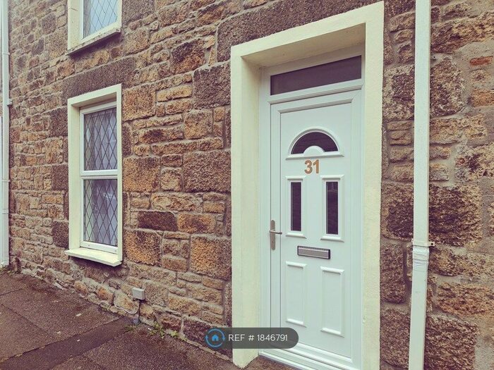 3 Bedroom Terraced House To Rent In Moor Street, Camborne, TR14