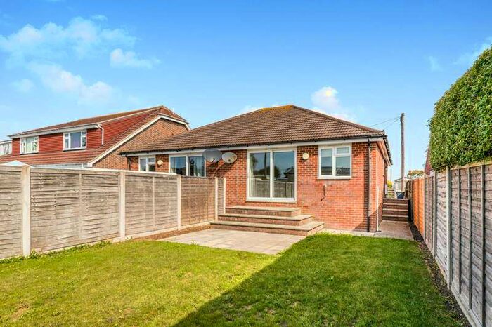2 Bedroom Bungalow To Rent In Eastoke Avenue, Hayling Island, PO11
