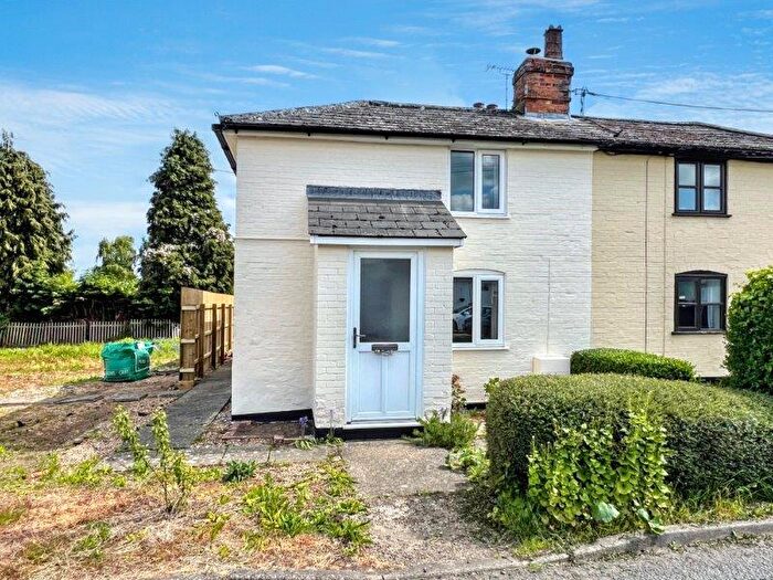 2 Bedroom Cottage To Rent In Gipping Road, IP14