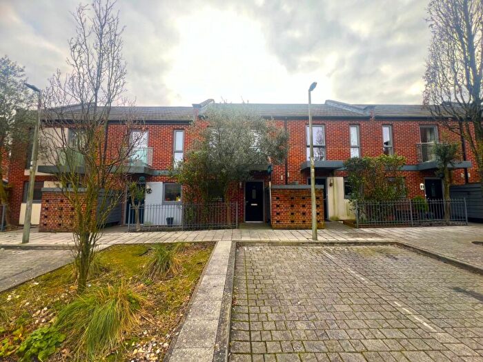 2 Bedroom Terraced House To Rent In Joiners Mews, Southampton, Hampshire, SO19