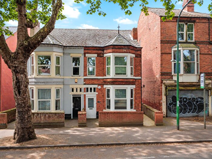 7 Bedroom Semi Detached House For Sale In Lenton Boulevard, Nottingham, NG7