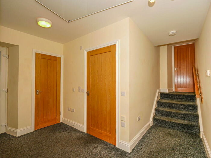 1 Bedroom Flat For Sale In Nithbank, Dumfries, DG1