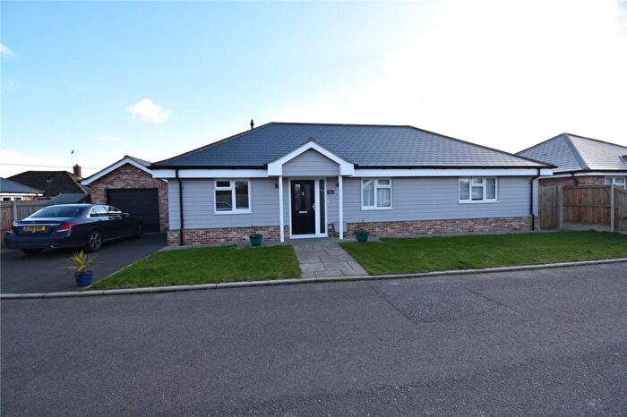 3 Bedroom Bungalow For Sale In Hammond Drive, Ramsey, Harwich, Essex, CO12