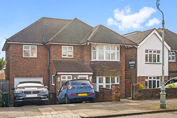 4 Bedroom Detached House For Sale In Queen Victoria Avenue, Hove, BN3
