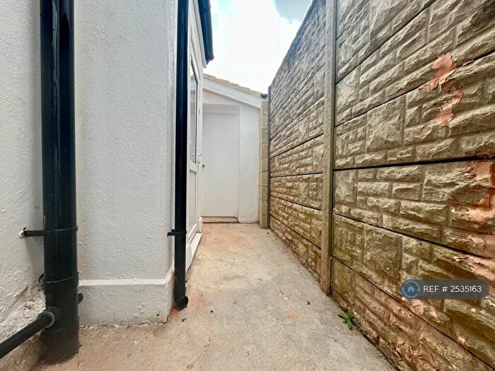 1 Bedroom Flat To Rent In Rucklidge Avenue, London, NW10