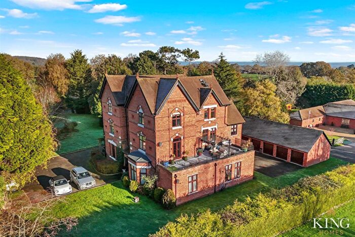 2 Bedroom Flat For Sale In Sambourne Park, Sambourne, B96