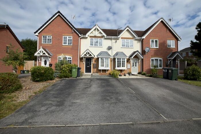 2 Bedroom Terraced House To Rent In Kingswood Avenue, Belper, Derbyshire, DE56